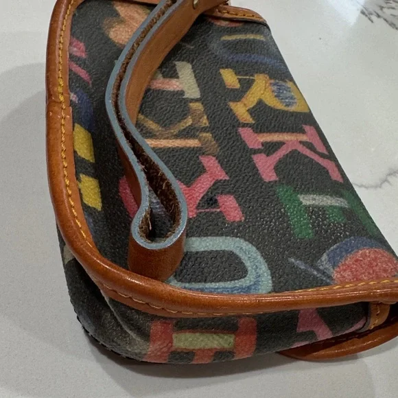 Dooney & Bourke Wristlet - Picture 6 of 13